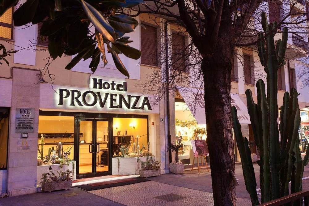 Hotel Provenza Вентімілья Екстер'єр фото