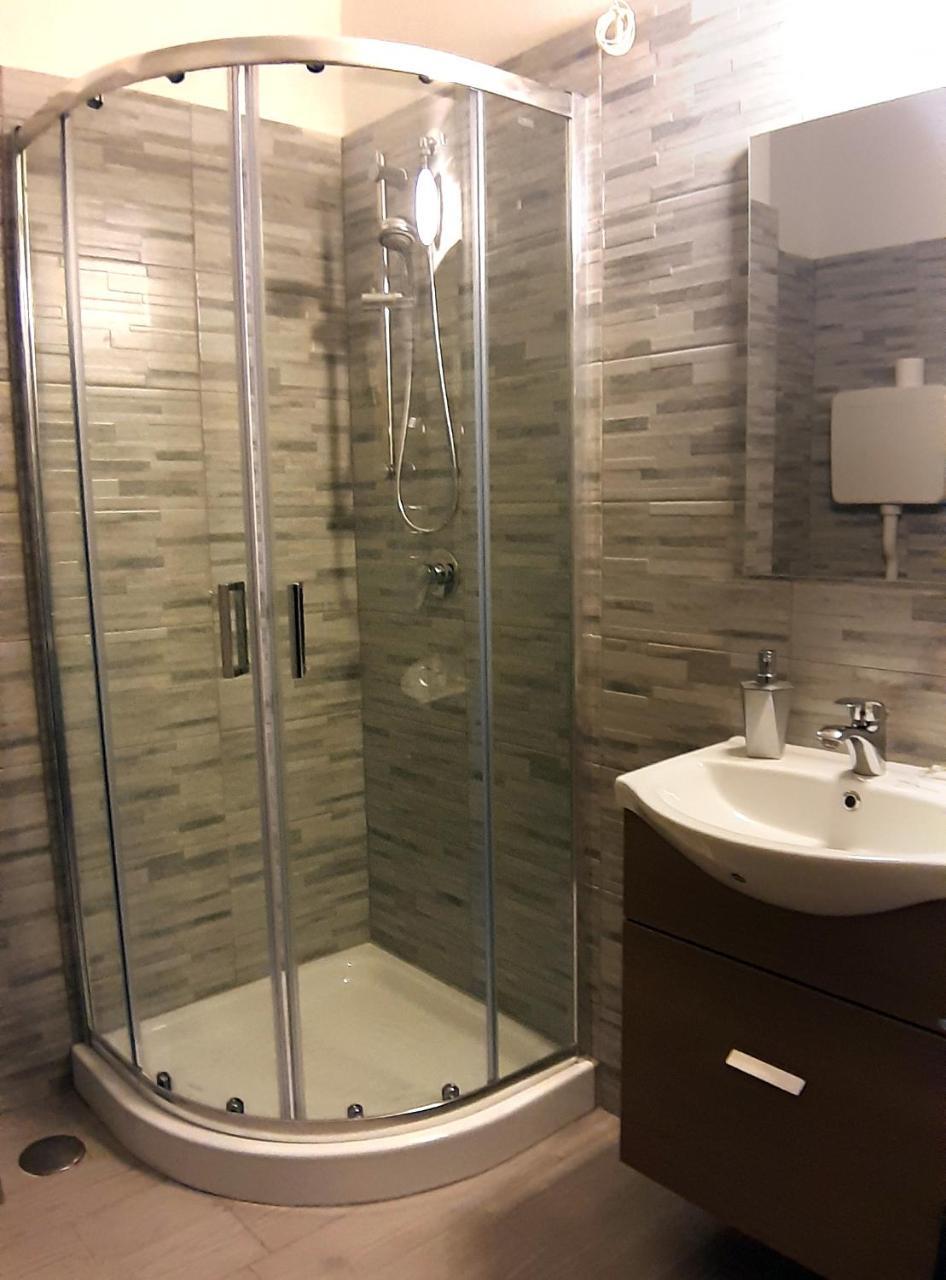 Hotel Provenza Вентімілья Екстер'єр фото